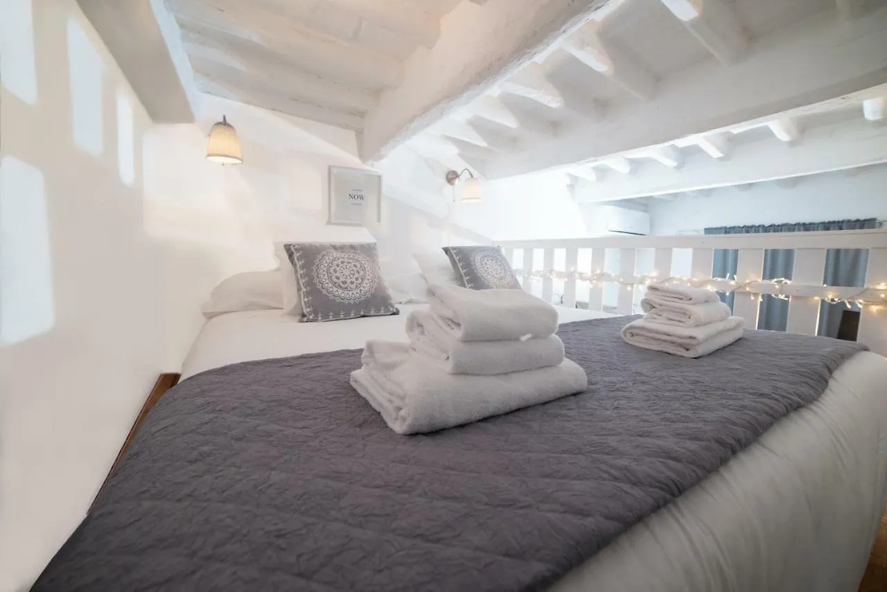 Sweet Campo De Fiori Apartment Rome